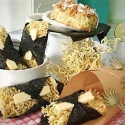 INDOMIE KRIUK BAR AND CHIPS